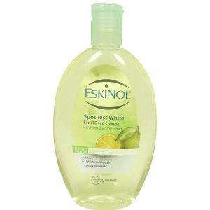 Eskinol – Spot-less weiße Gesichts Tiefenreiniger mit reinem Calamansi-Extrakt – Mikroreinigung – antibakterielle Formel – 225 ml