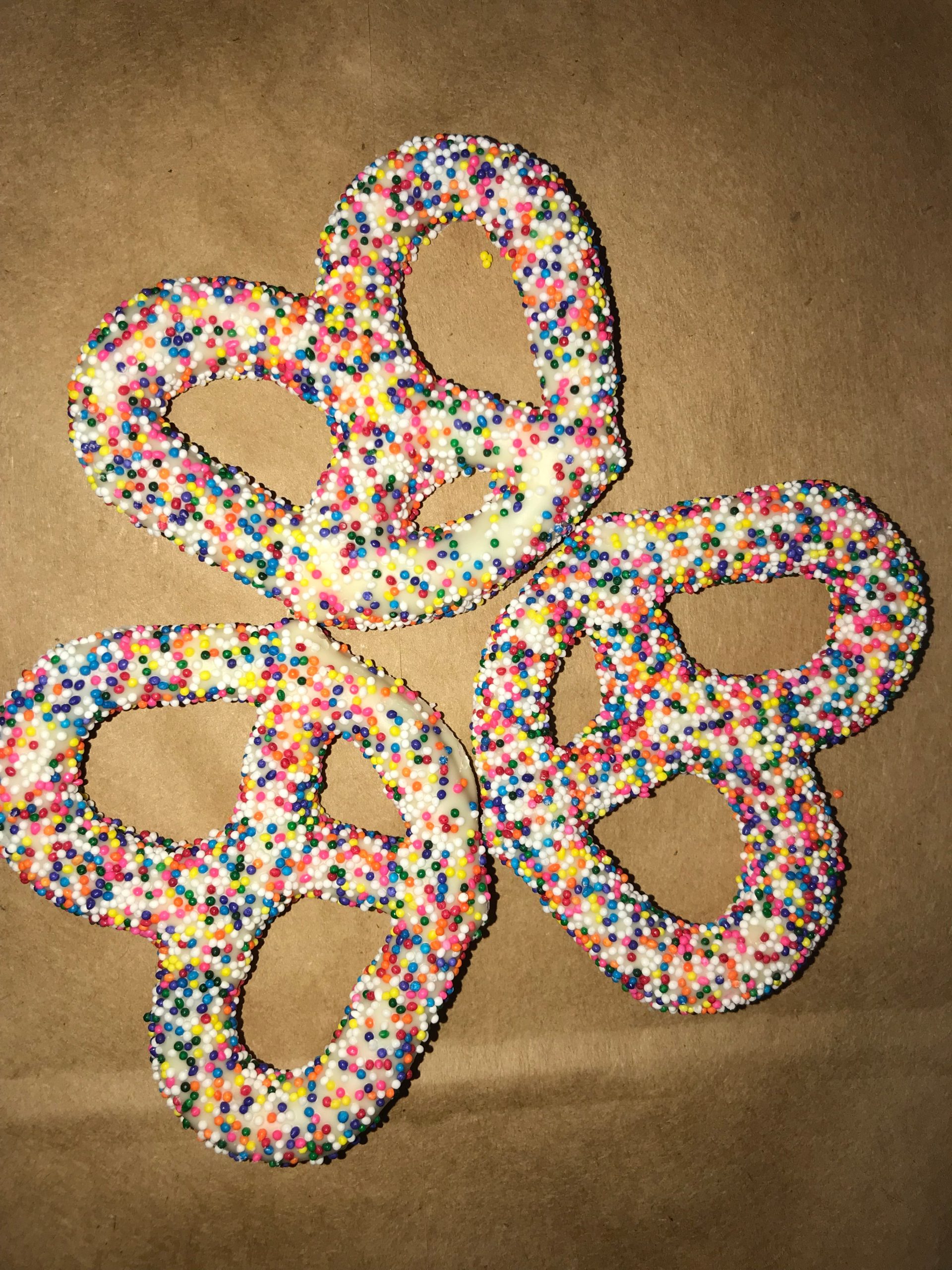 Asher's Gourmet weiße Schokolade gesät Brezel