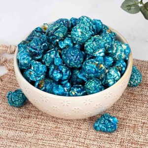 Blaues Himbeer-Popcorn