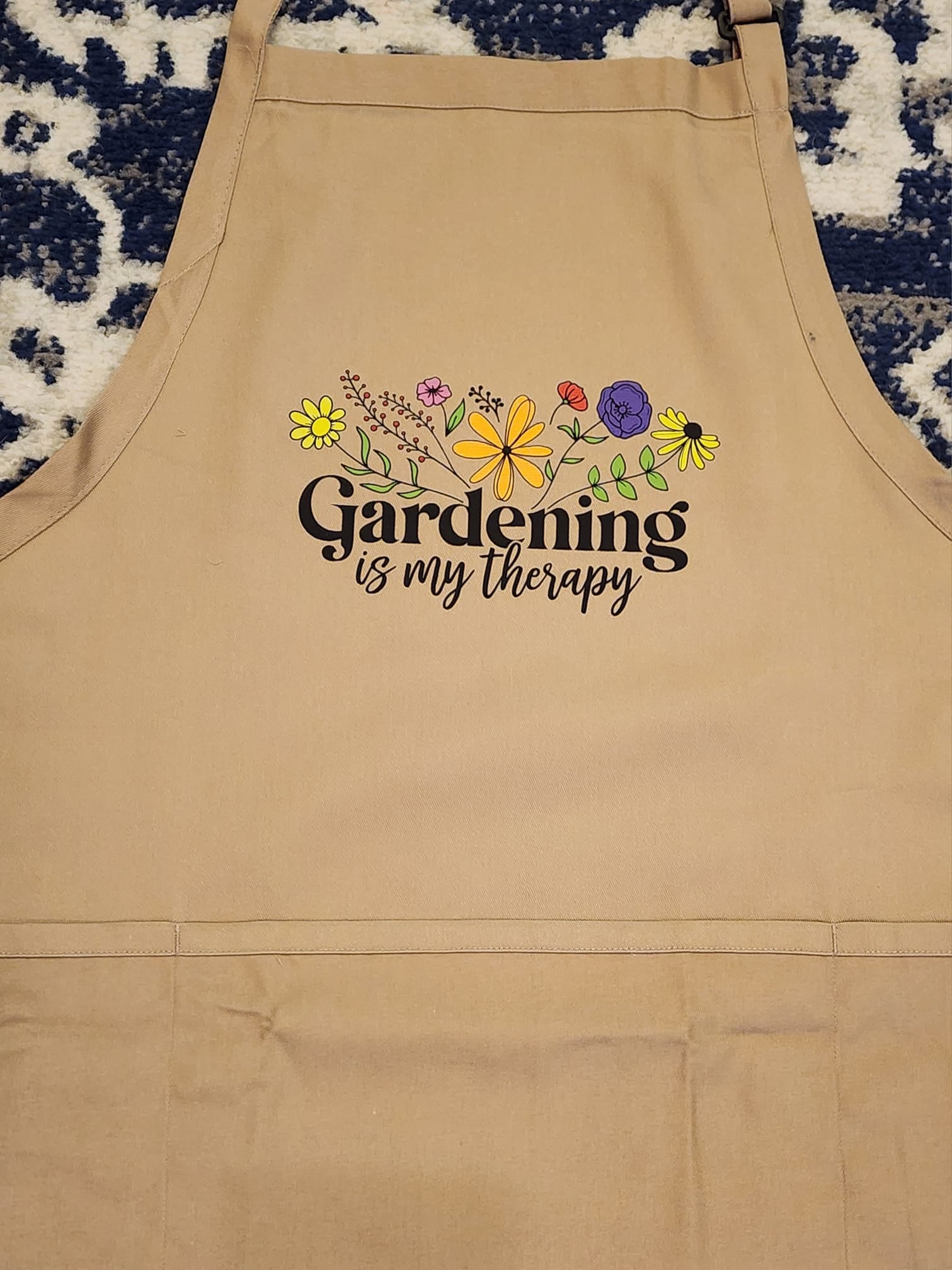 Gartenarbeit ist meine Therapieschürze
