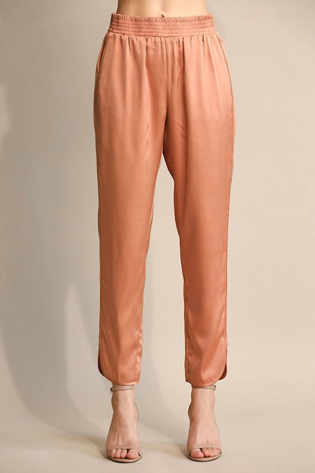 Gerades Bein Satin Hose in rosa Ton