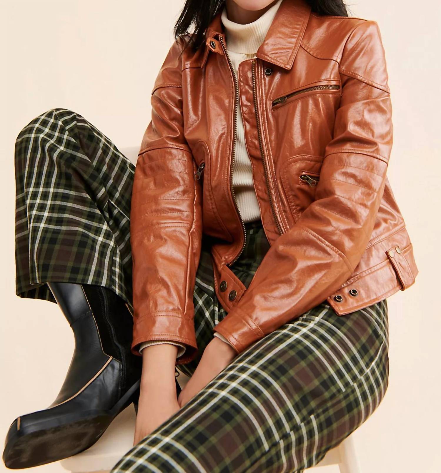 Josie Jacke Cognac Vegan