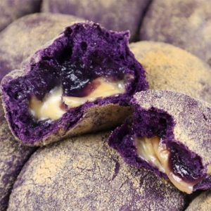 Kagat Bakery – UBE Brot mit Ube Marmelade + Käse innen – 6 Stück