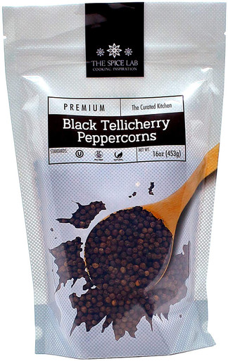 The Spice Lab Ganze schwarze Tellicherry Pfefferkörner für Grinder Refill, 16 oz