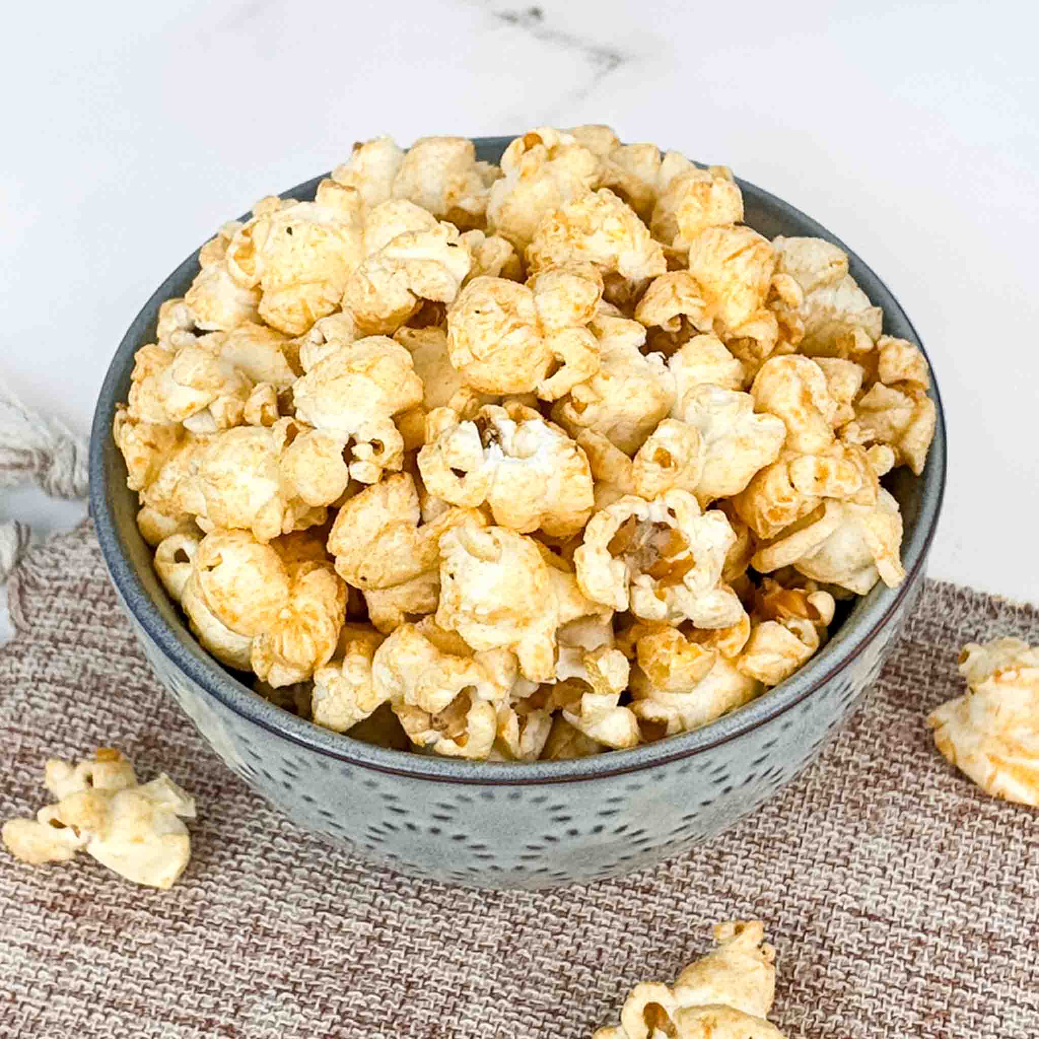 Voll geladenes Popcorn