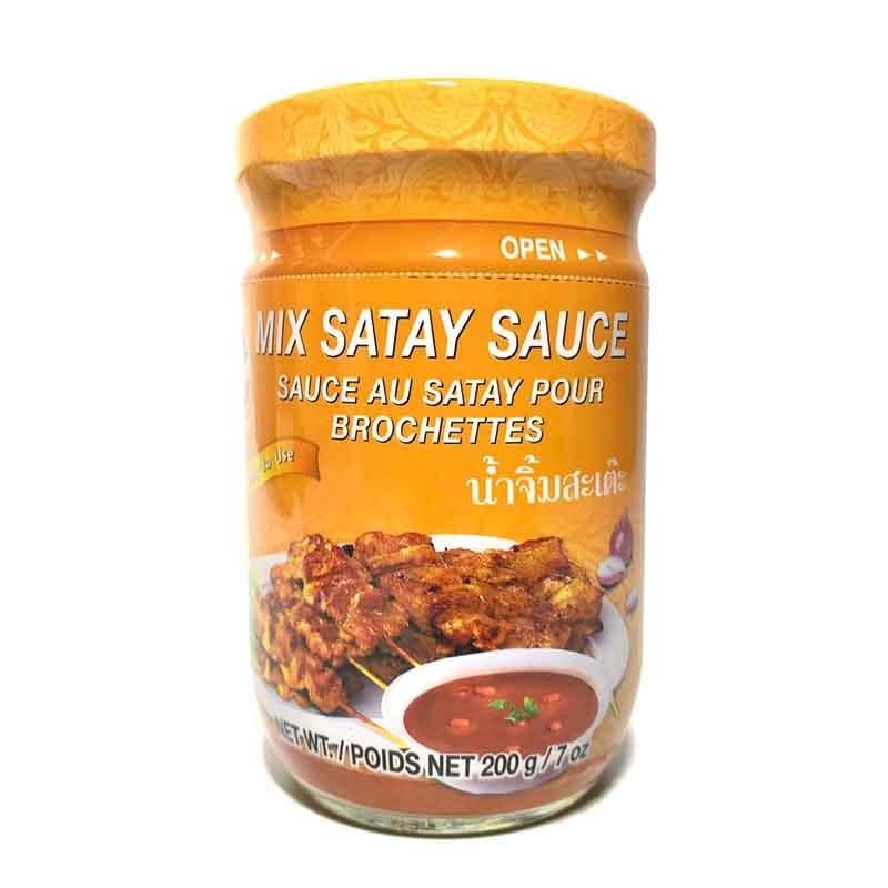 Cock Brand Satay Sauce mischen