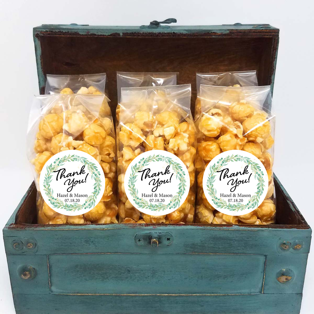 Greenery Kranz mit Gold Akzente – Popcorn Hochzeit Gefälligkeiten