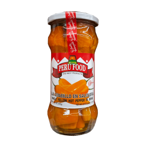 Peru Food Aji Amarillo ganz gelber heißer Pfeffer in Salzlake