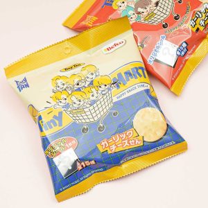 BTS TinyTAN Knoblauch Käsereis Cracker mit Aufkleber