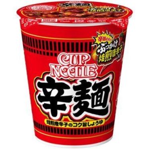 Nissin , Cup Nudeln, Karamen, würzige und heiße Ramen, rote Chili- & Sojasauce, – 82g
