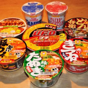 Japanese Instant Ramen, Soba, Udon, Yakisoba, 8 Tassen Set, Mini