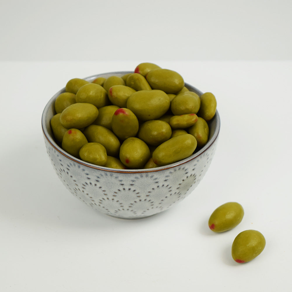 Pimento Oliven Schokoladen Mandeln
