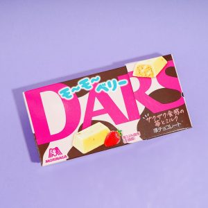 Dars weiße Schokolade – knusprige Erdbeere