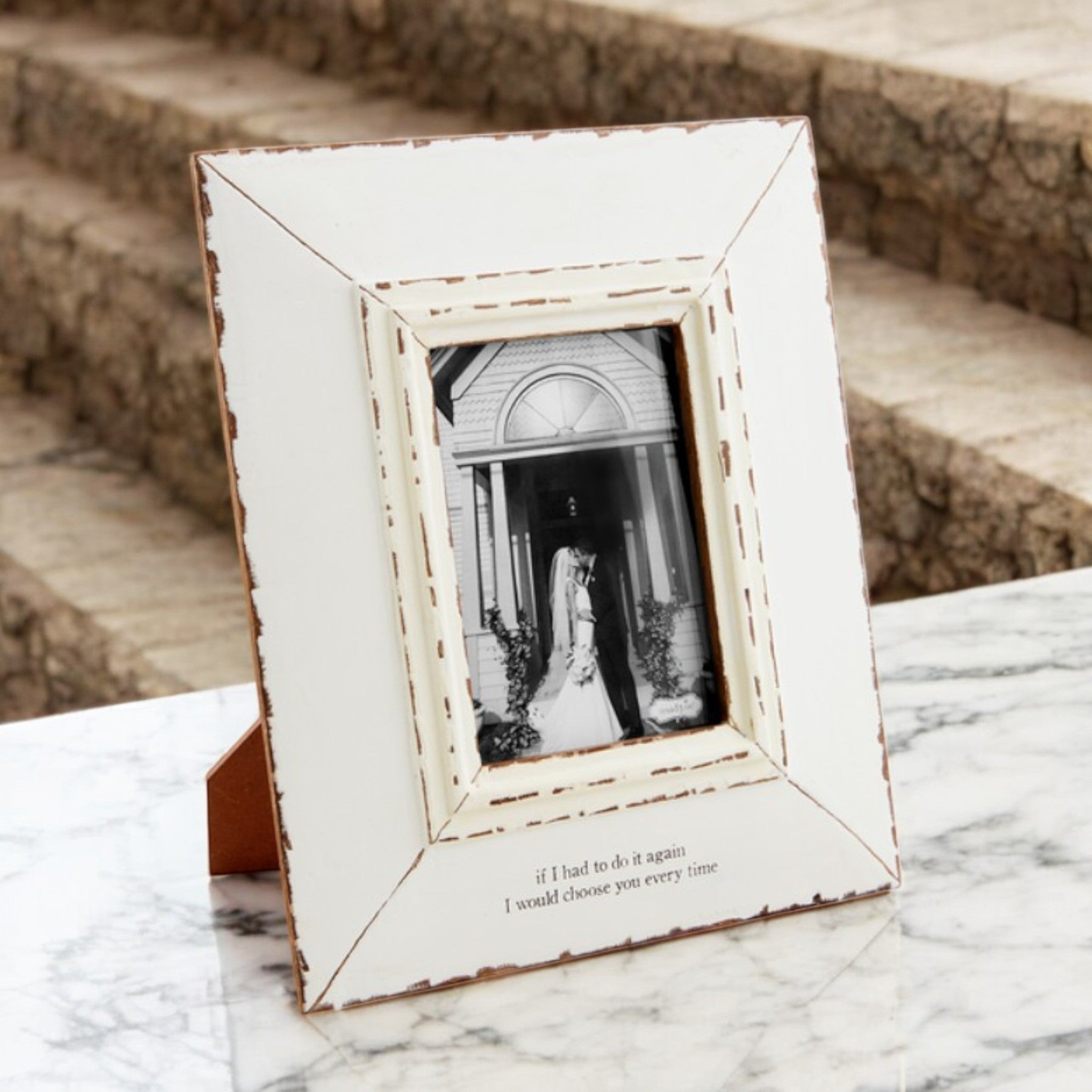 Wählen Sie jedes Mal distressed Frame
