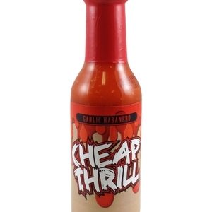 Cheap Thrill Knoblauch Habanero scharfe Sauce. – 5oz