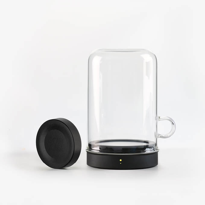 Goldie von Sourhouse + Cooling Puck