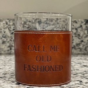 Barrel Down South – Call Me Old Fashioned Kunstleder Felsen Glas