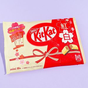 Kit Kat Chocolates rot & weiß sakura