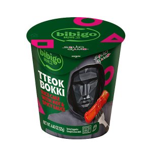 Bibigo Squid Game Tteok Bokki Reiskuchen mit heißer & würziger Sauce