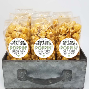 “Get this Wedding Poppin” Sage und Silber – Hochzeit Popcorn Gefälligkeiten
