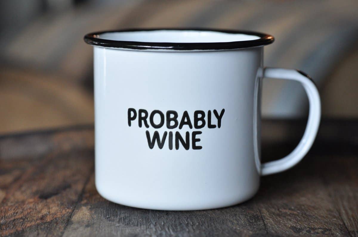 Swag Brewery – wahrscheinlich Wein – Emaille Tasse